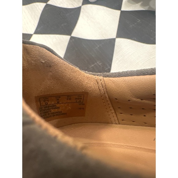 Clarks Unstructured Taupe Leather Slip On Loafers NEW Shoes Women's Size 6M - Picture 7 of 7